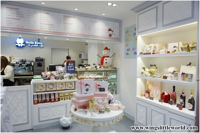 hello-kitty-le-petit-cafe-2
