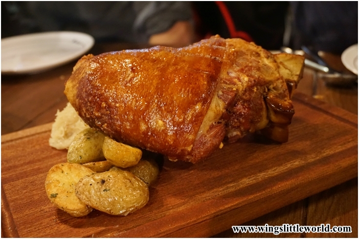 schnee-german-restaurant-4