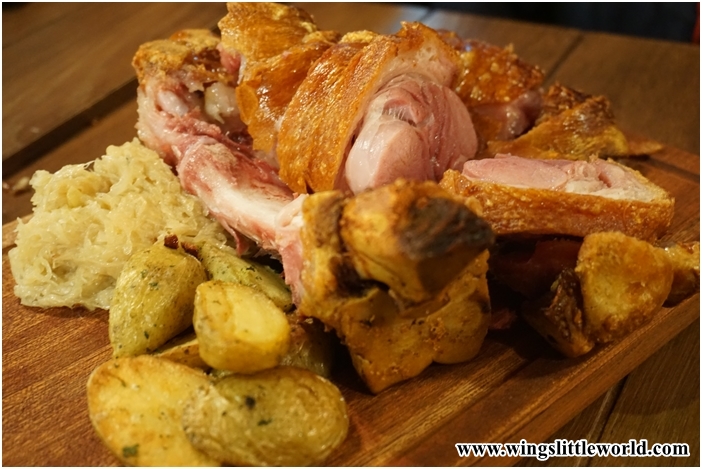 schnee-german-restaurant-5