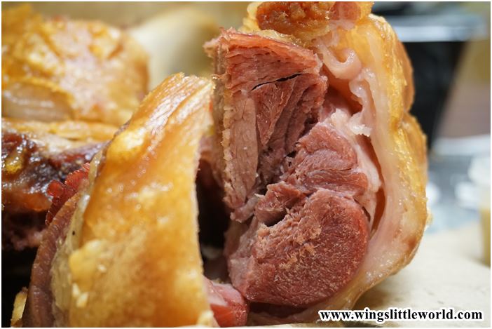 schnee-german-restaurant-4