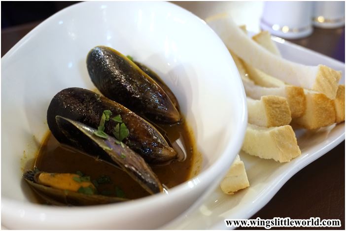 windmill-restaurant-bar-5